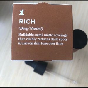 PRIVATE LISTING: RICH Perricone Foundation Serum